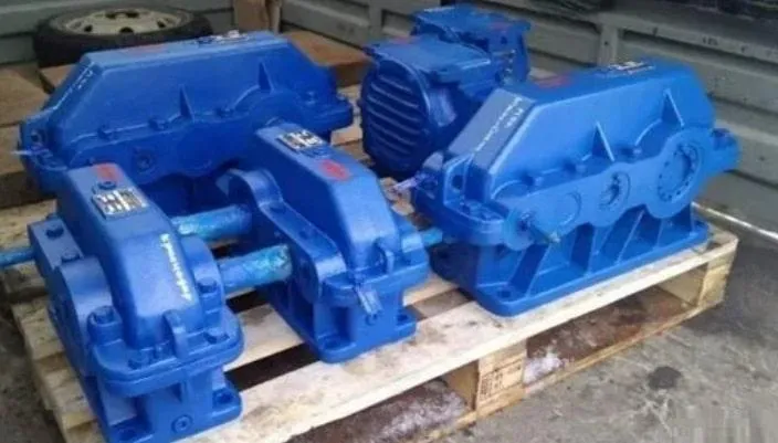 Редуктор 1Ц3У-355-80 циліндричний триступінчатий