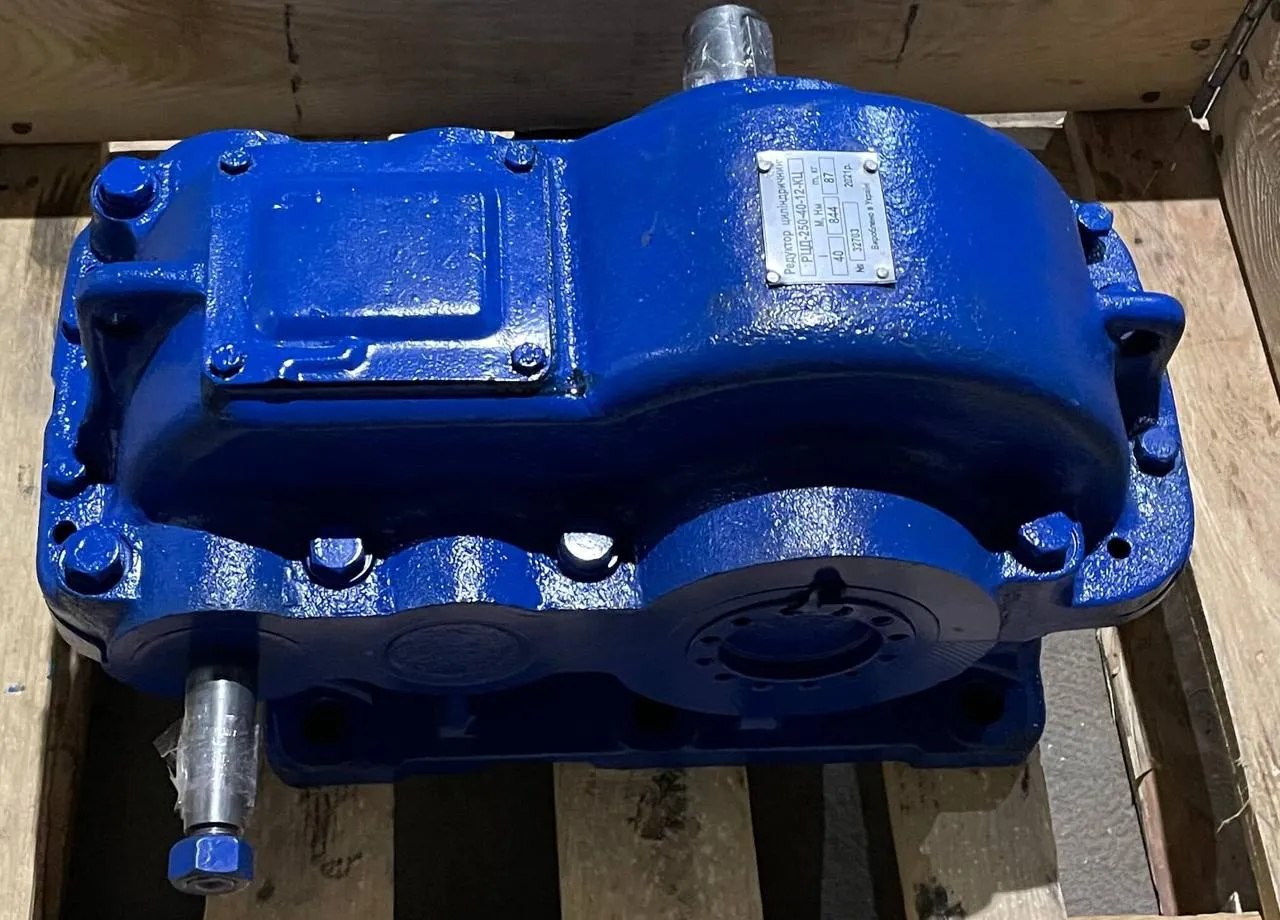 Редуктор РЦД-350-12,5  циліндричний двоступінчатий