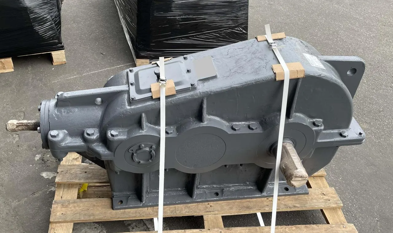 Редуктор КЦ2-1000-28 трехступенчатый конически-цилиндрический