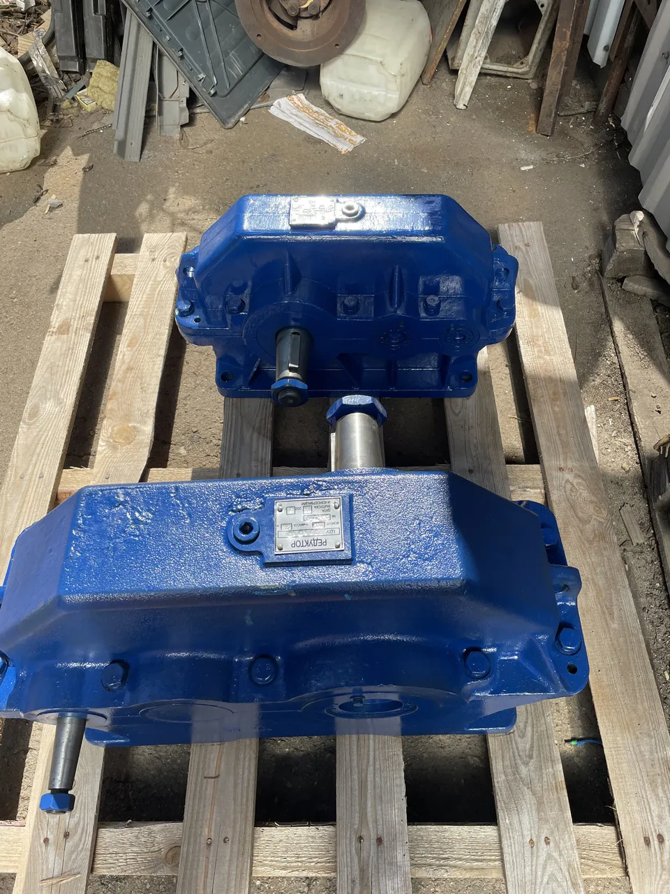 Редуктор циліндричний двоступінчатий 1Ц2Н-450-40, Ц2Н-450-40 редуктор