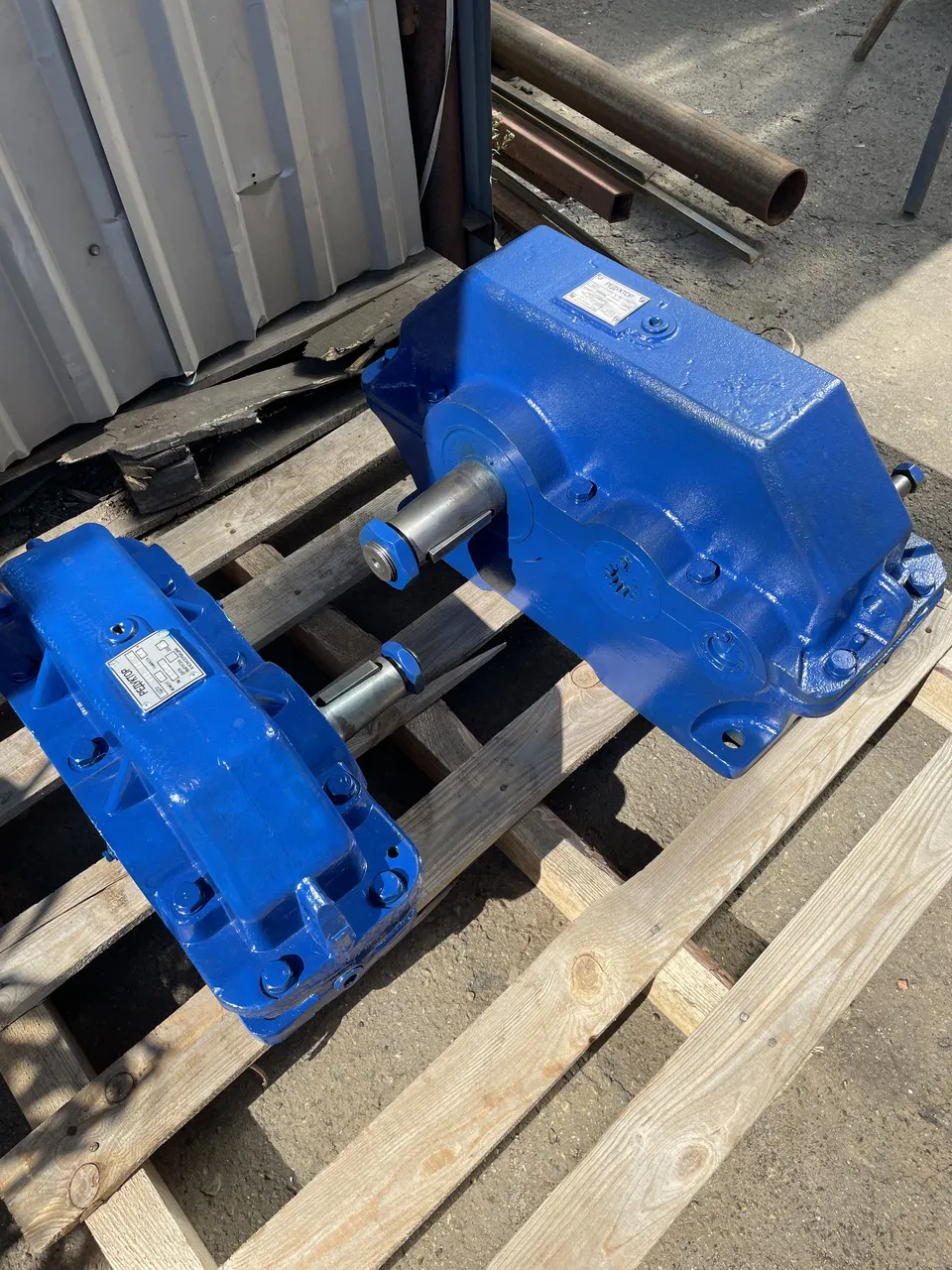 Редуктор циліндричний двоступінчатий 1Ц2Н-450-40, Ц2Н-450-40 редуктор